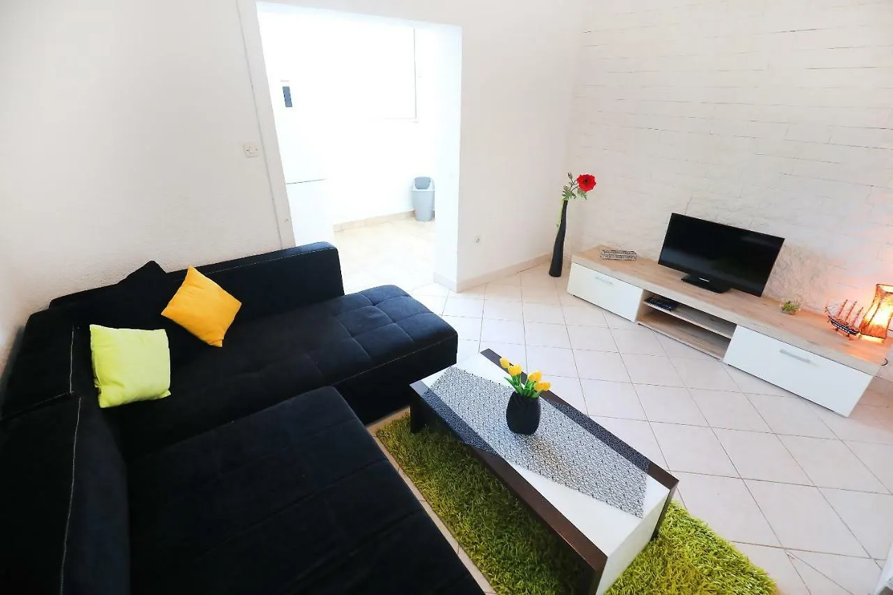 Apartments Savar - Ilo Brbinj Kroatien