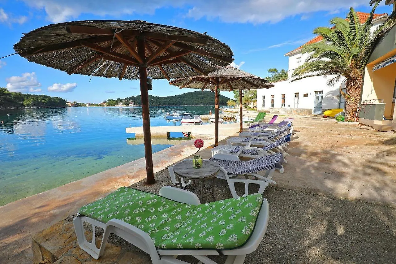 Apartments Savar - Ilo Brbinj Kroatien